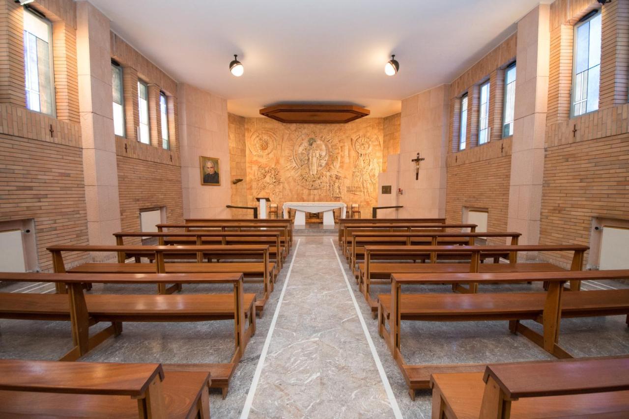 Ostello San Luigi Orione Anzio Buitenkant foto